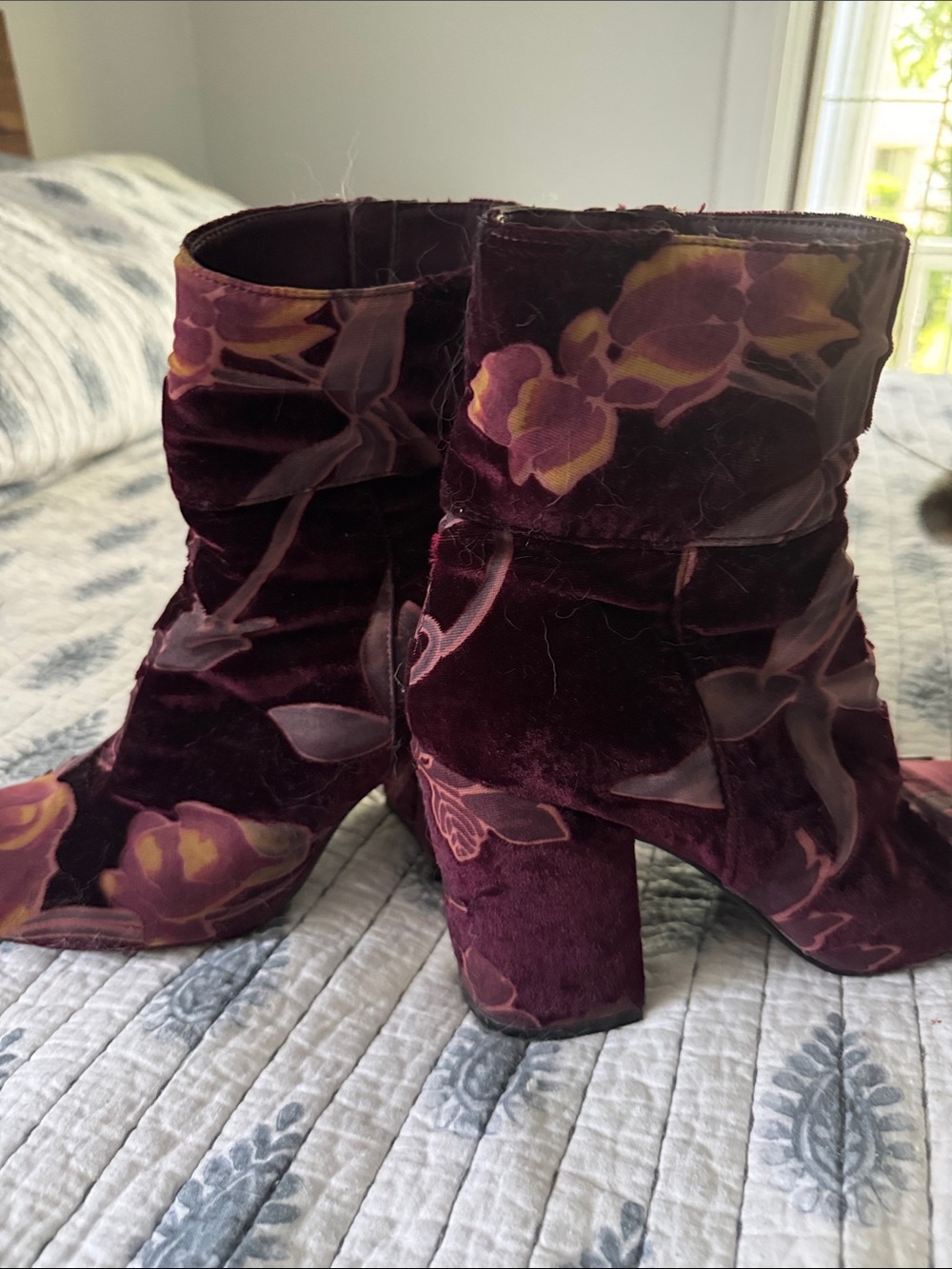Steve Madden Women's Velvet Floral Ankle Boots - Plum